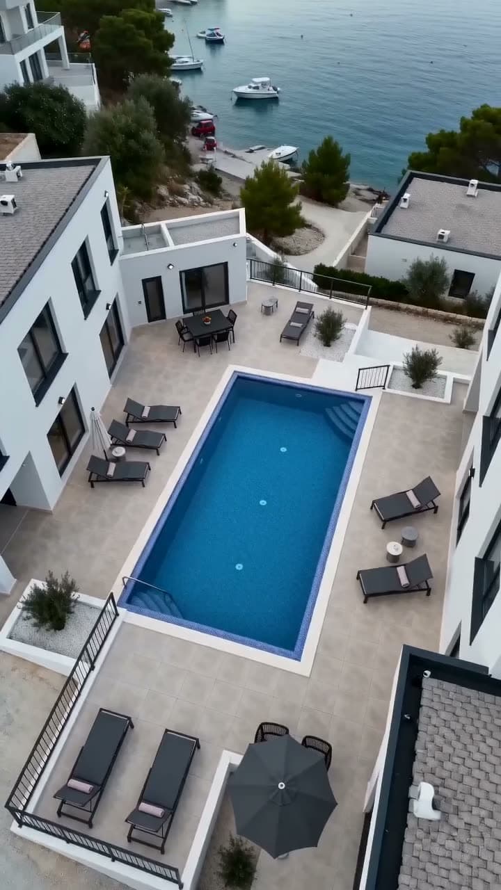 Cover Image for 5 Reel Ideas That Get Villas Booked